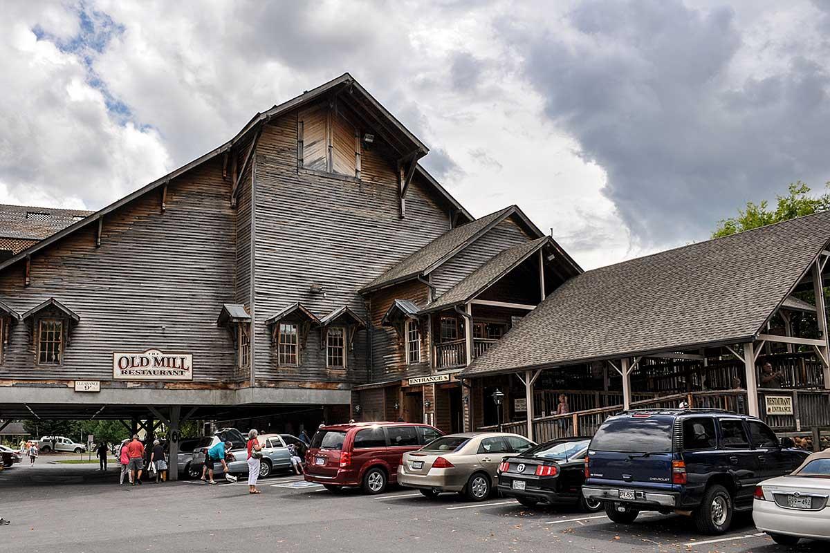 Great southern meal near the Old Mill in Pigeon Forge.